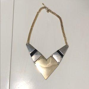 Gold silver retro costume jewelry necklace